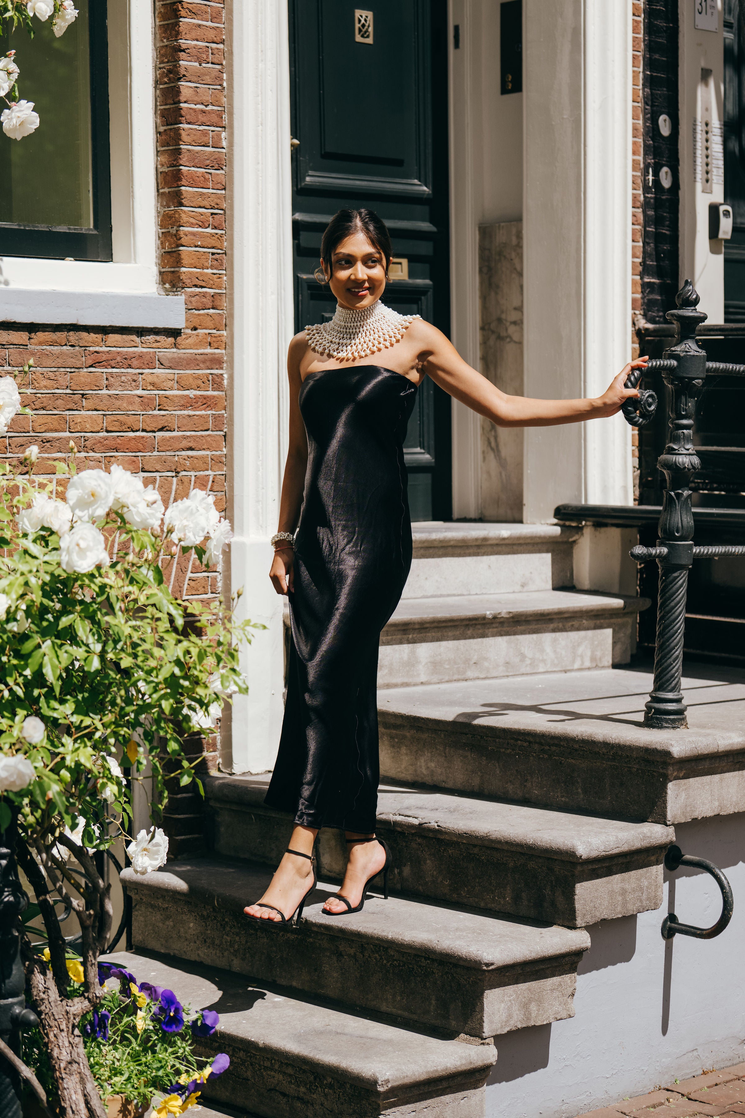 Luxe avondlook met de Pearly Elegance Necklace
