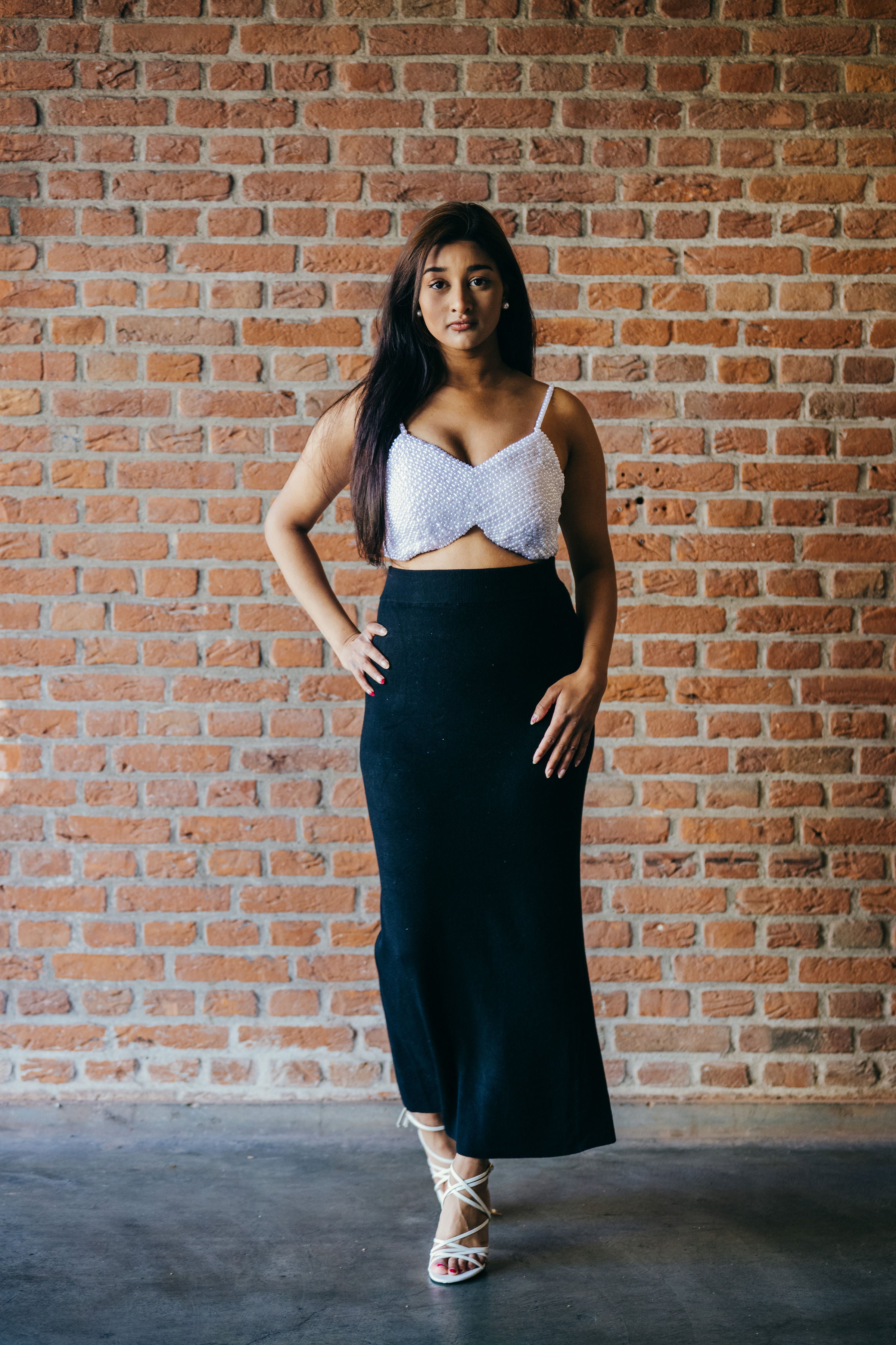 Elegante outfit met de Vélours Blanc Top van Shivaya